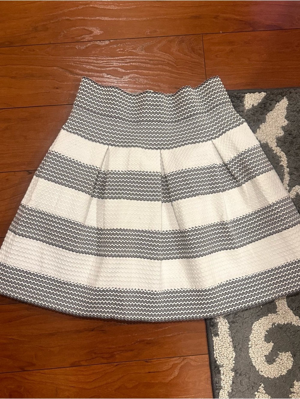 Charlotte Russe striped a line Skirt Size L